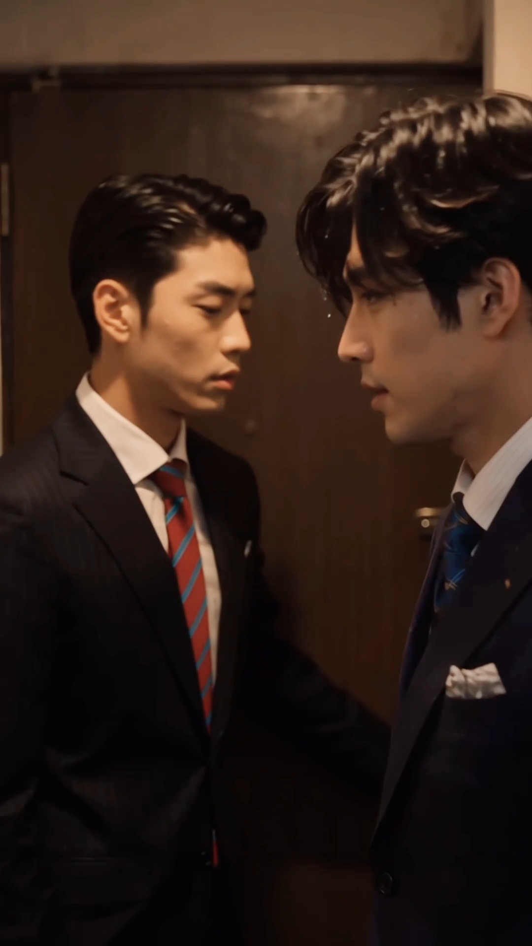 (40s) Keisuke, the Night He Took Off His Shoes